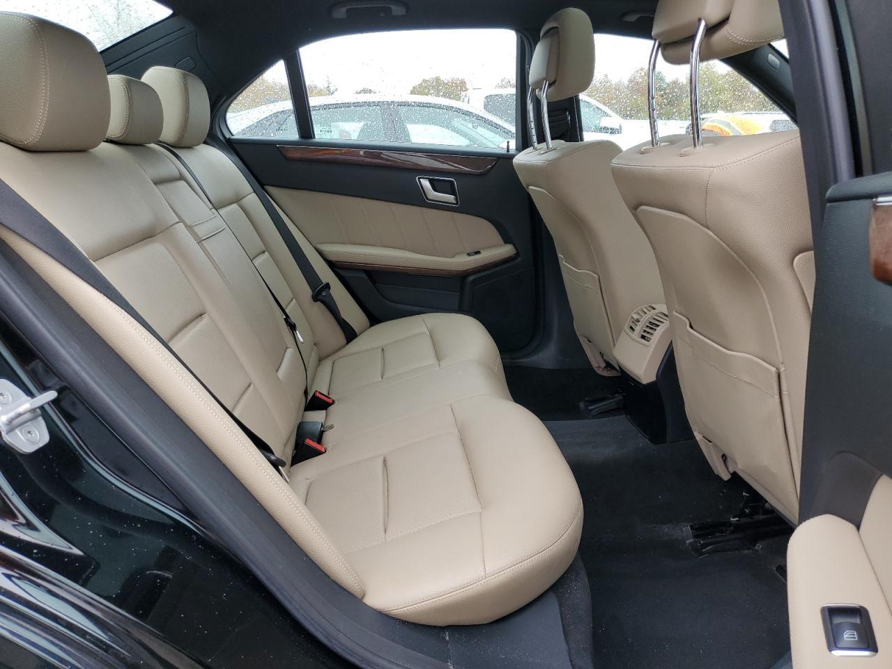 2013 MERCEDES-BENZ E-Class