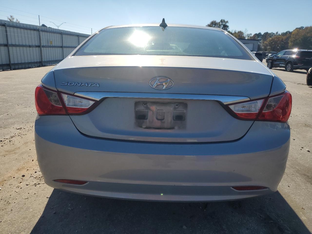 2011 HYUNDAI SONATA