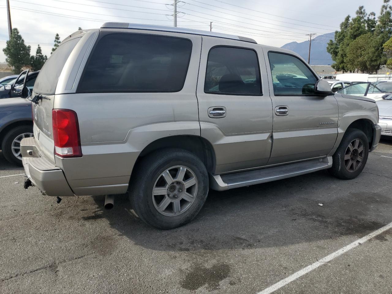 2003 CADILLAC ESCALADE