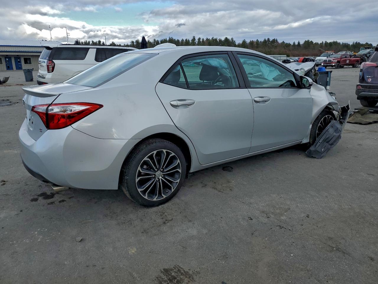 2014 TOYOTA COROLLA