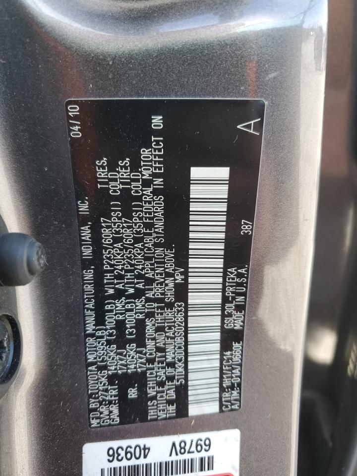 2011 TOYOTA SIENNA