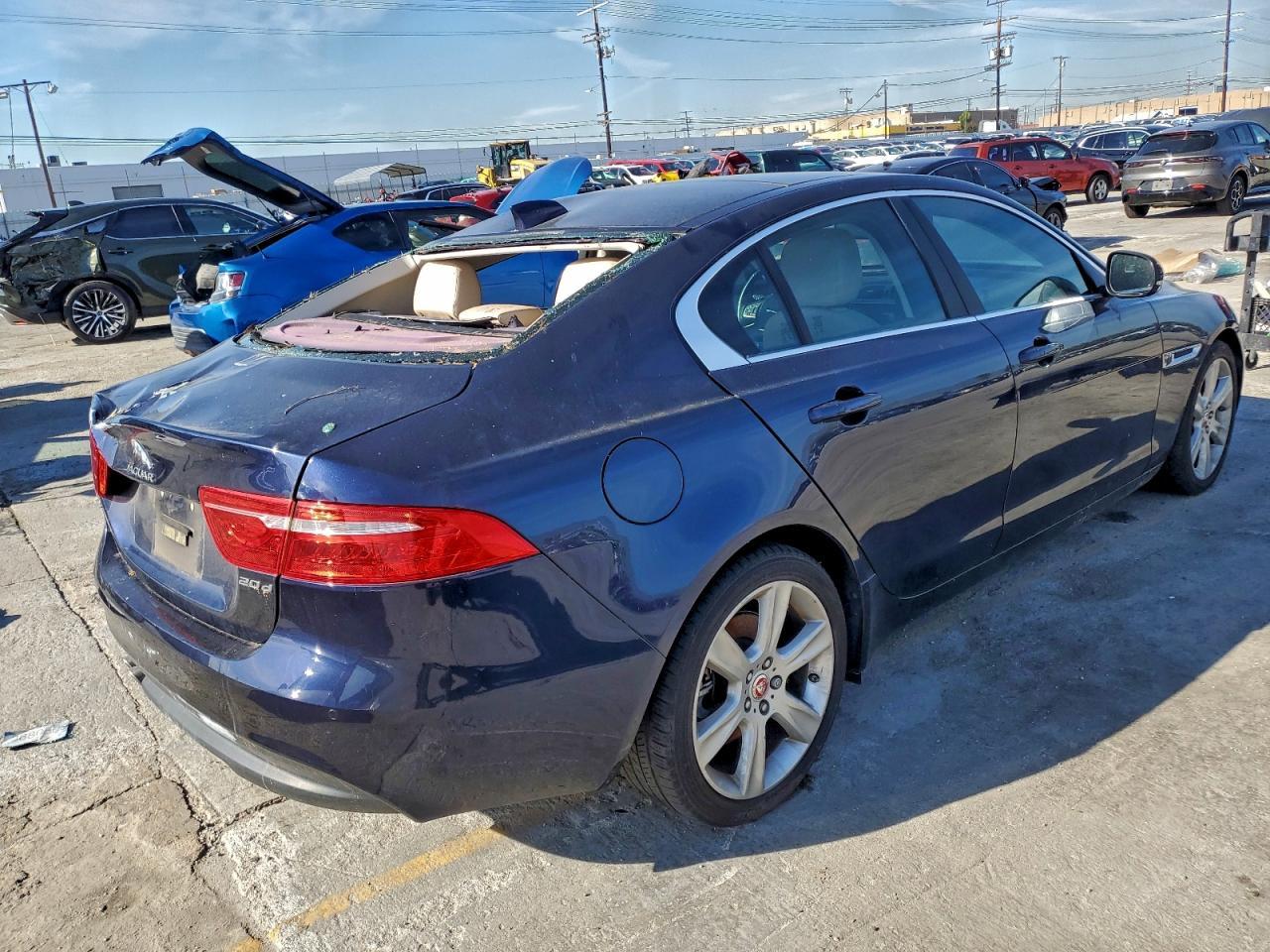 2017 JAGUAR XE