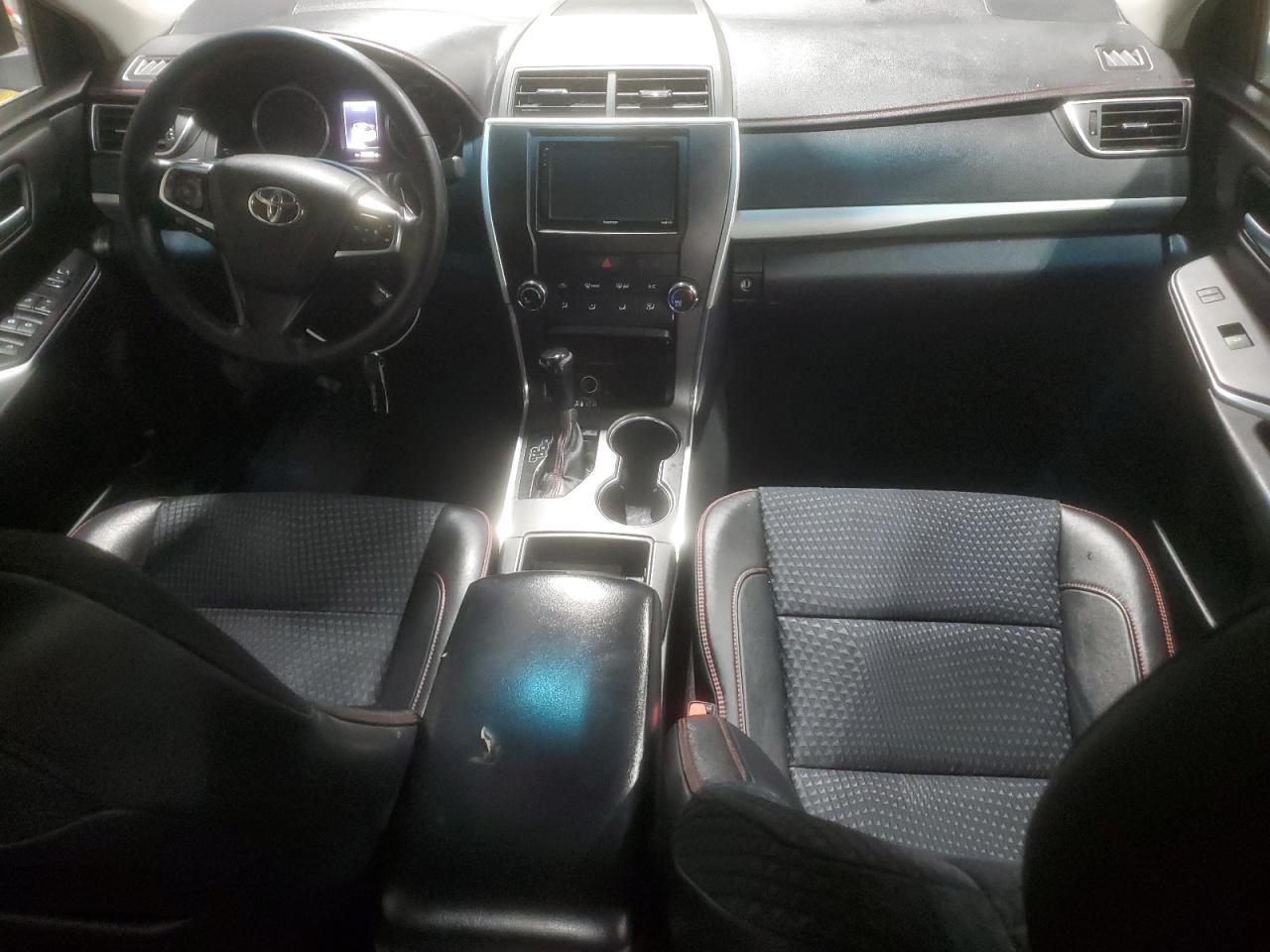 2015 TOYOTA CAMRY