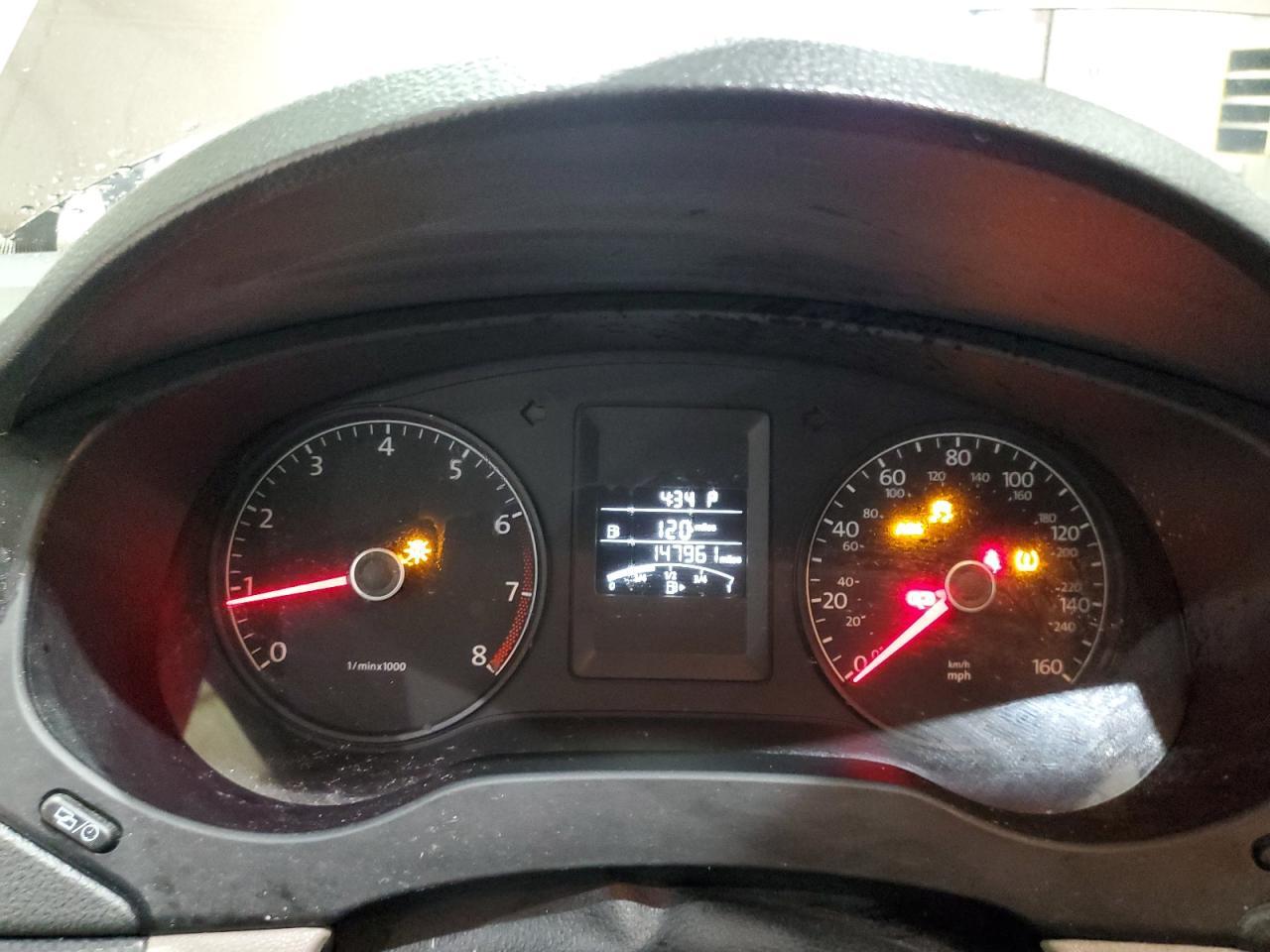 2014 VOLKSWAGEN JETTA