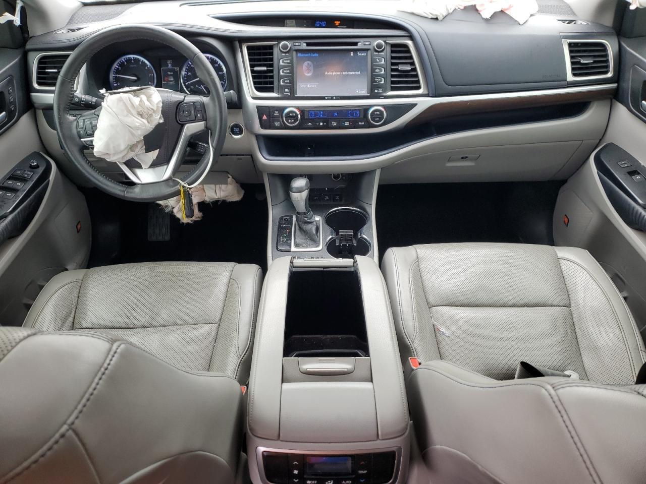 2015 TOYOTA HIGHLANDER