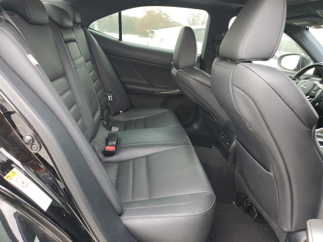 2015 LEXUS IS 250