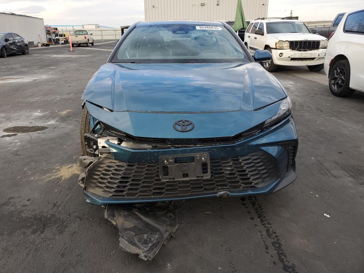 2025 TOYOTA CAMRY