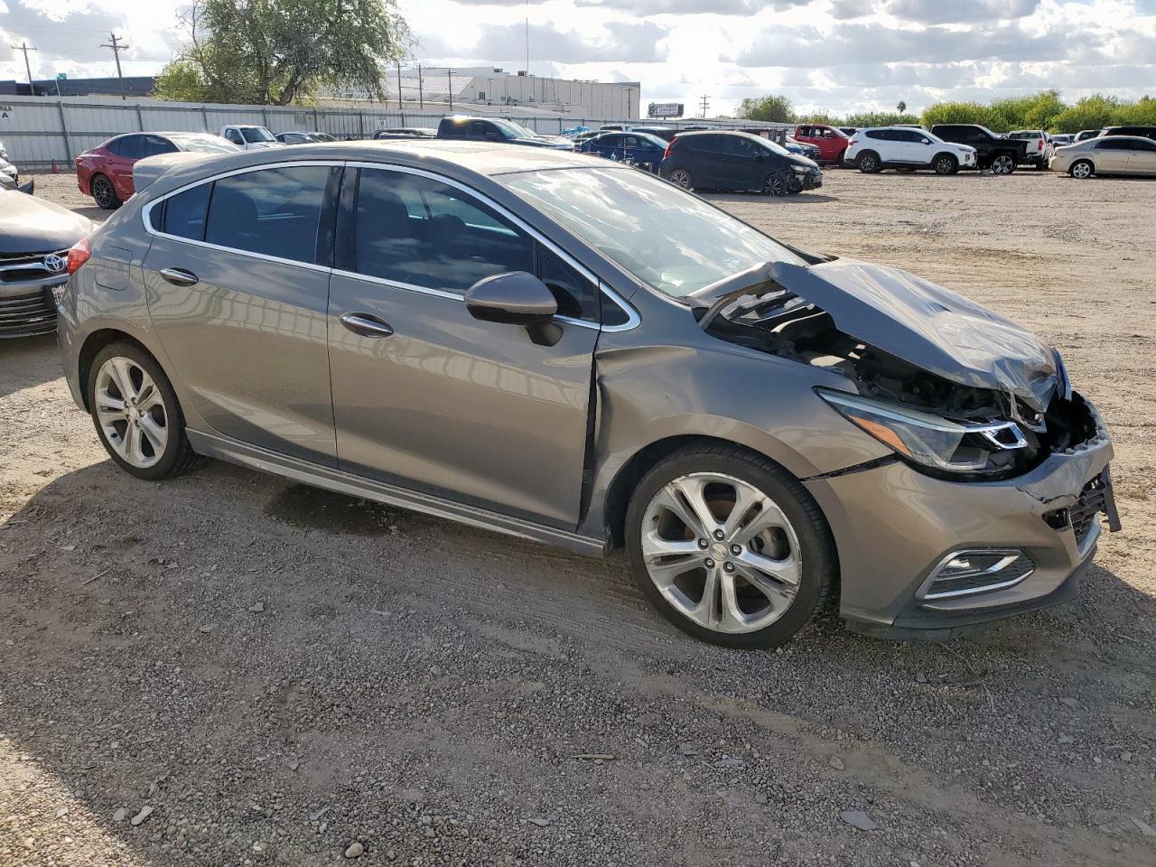 2017 CHEVROLET CRUZE