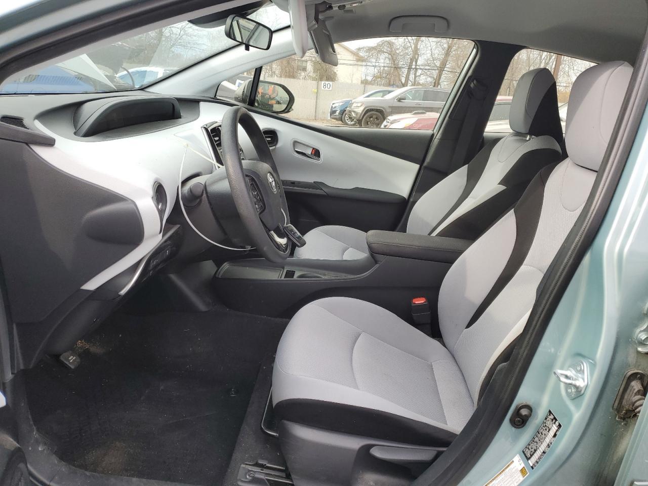 2022 TOYOTA PRIUS