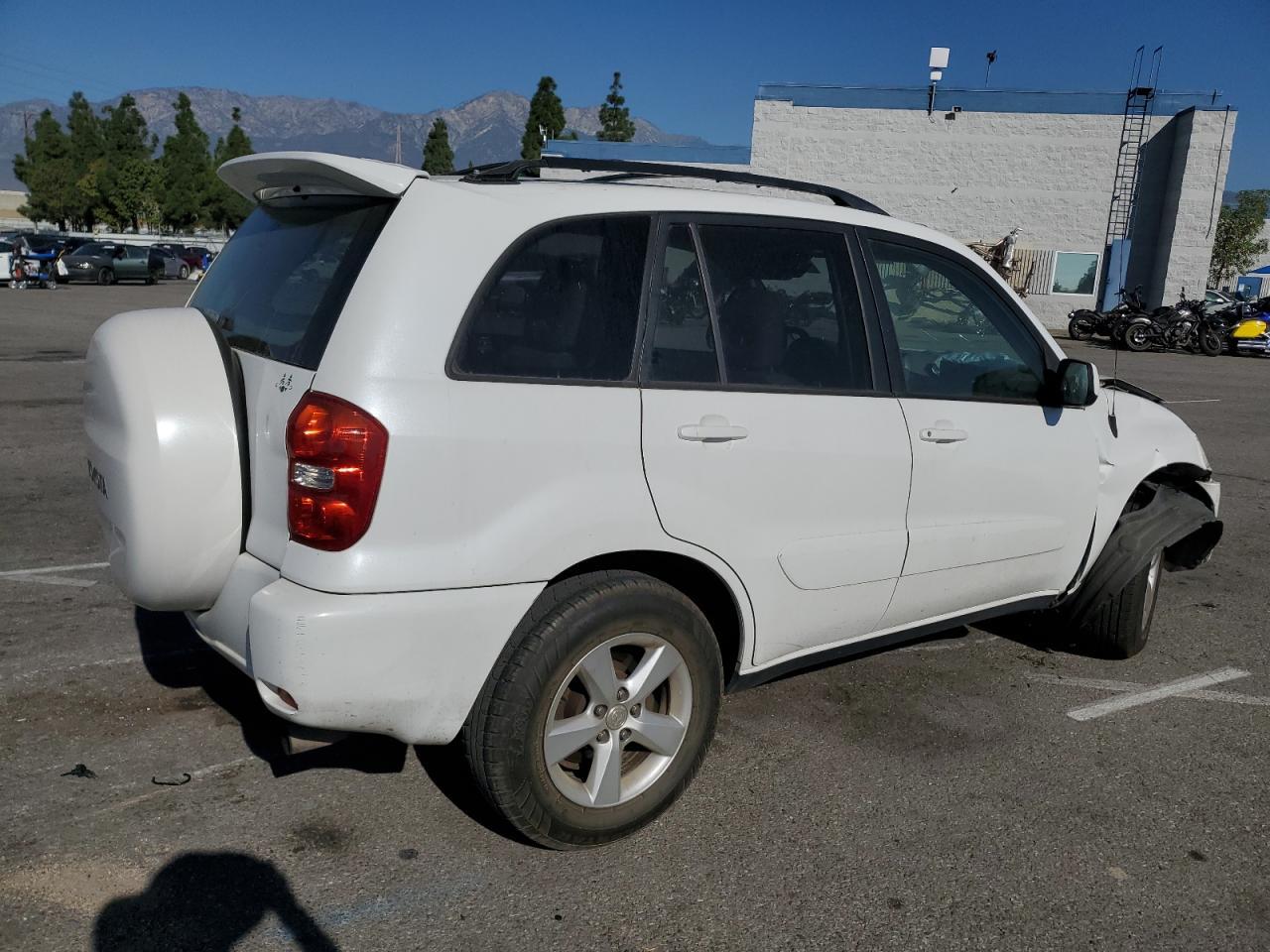 2004 TOYOTA RAV4