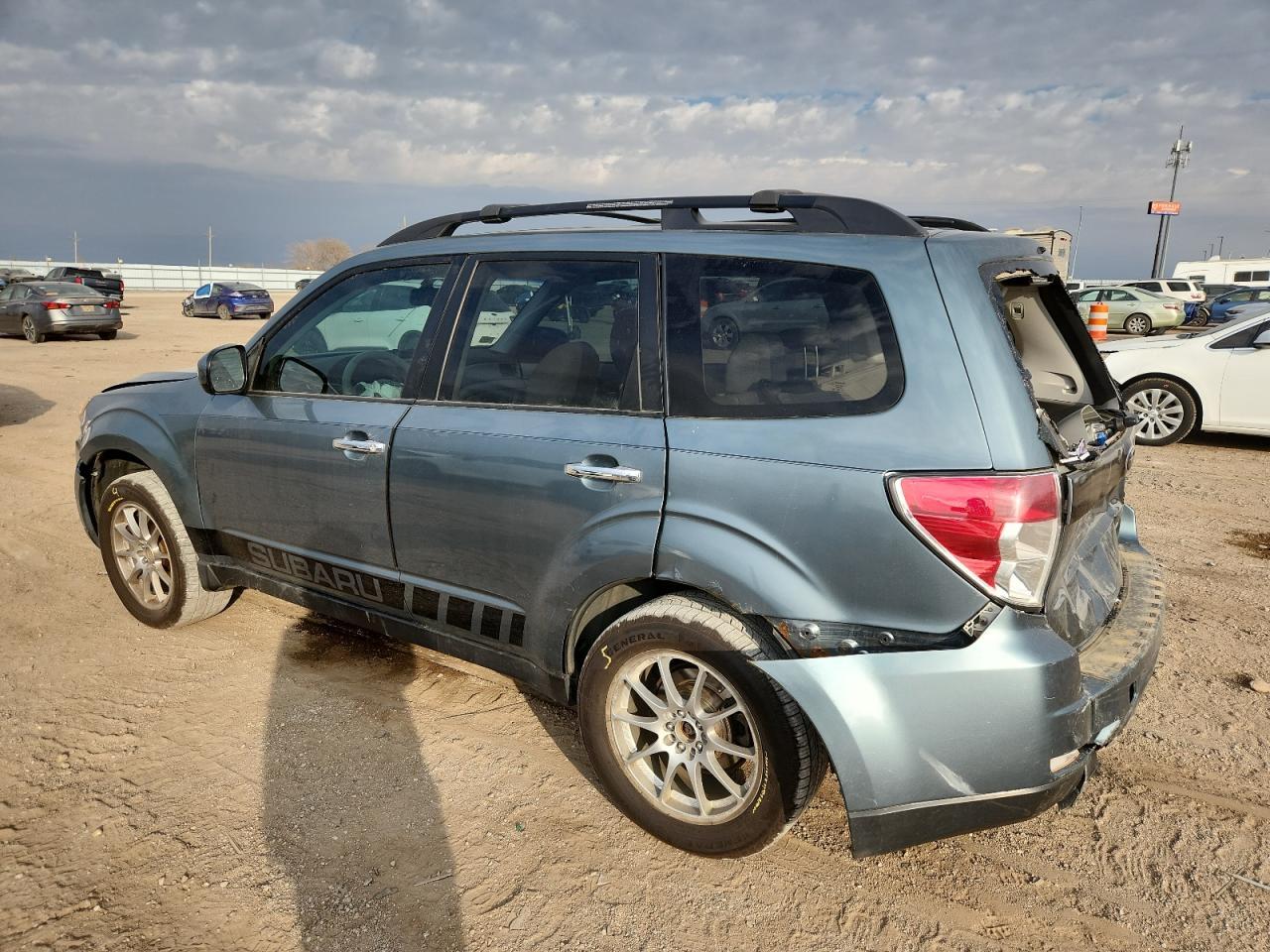 2010 SUBARU FORESTER