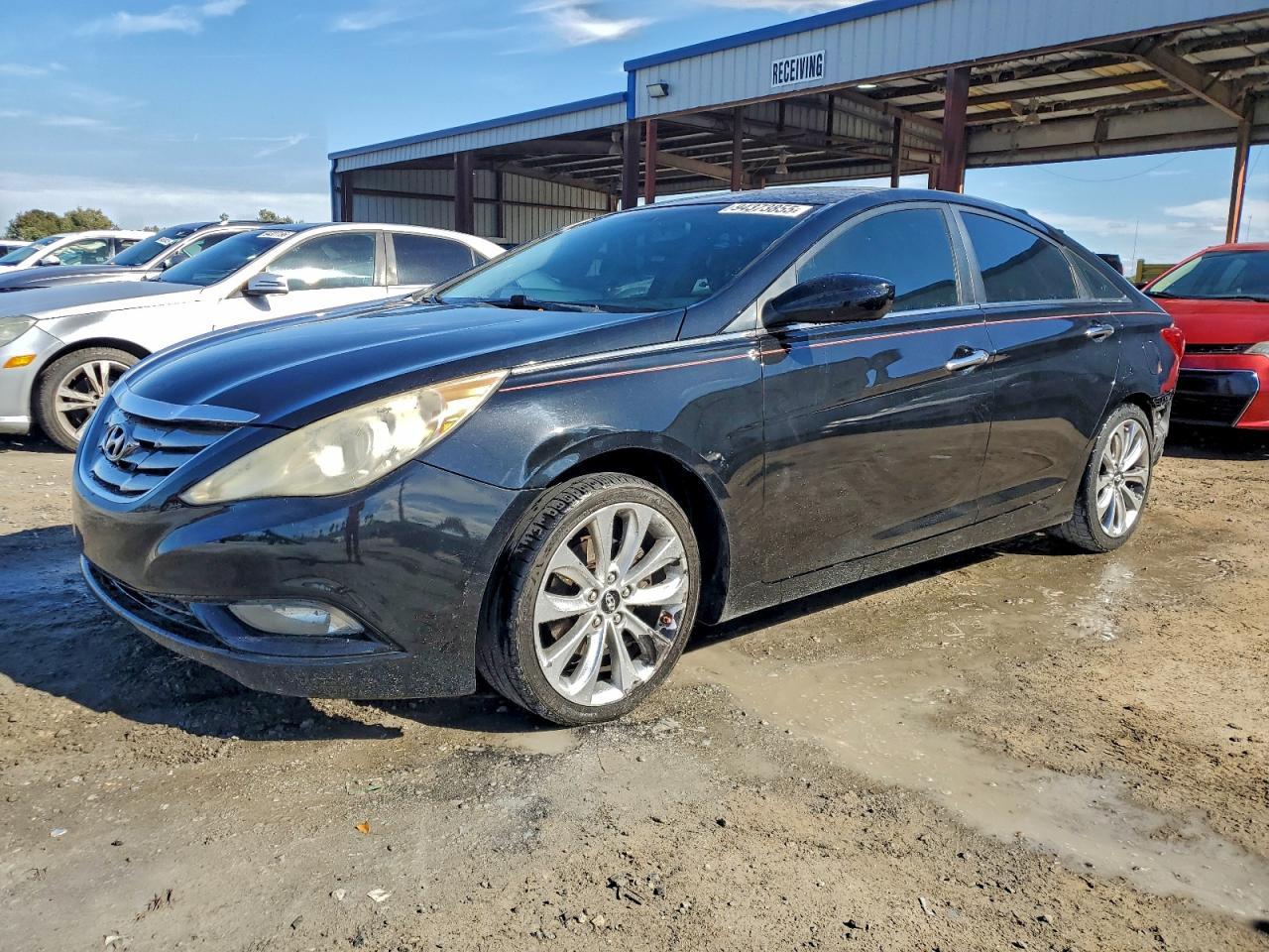2011 HYUNDAI SONATA