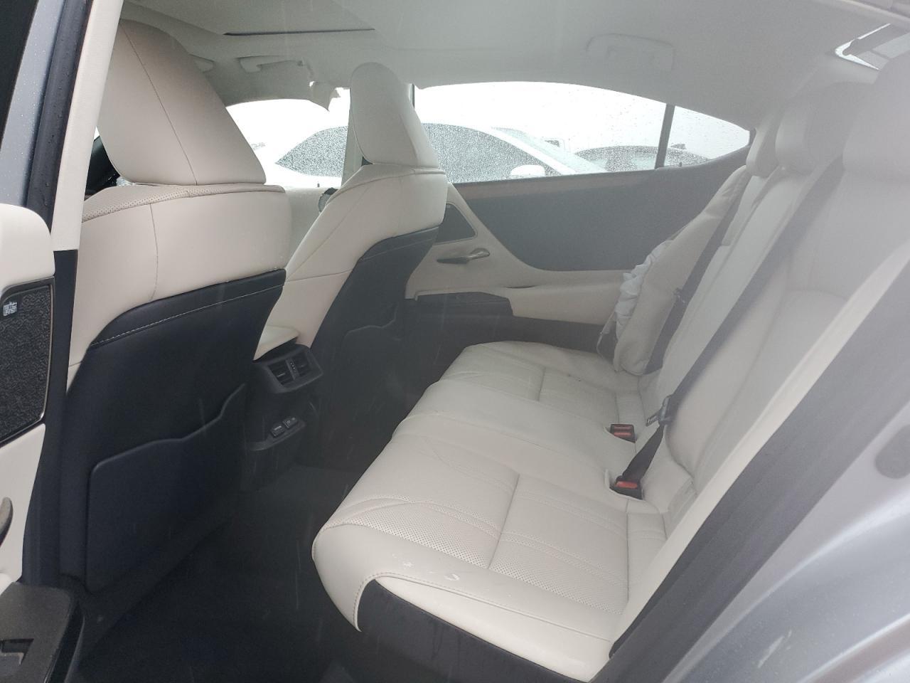 2025 LEXUS ES 300H