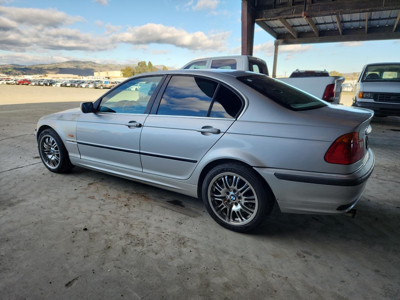 2001 BMW 3 SERIES