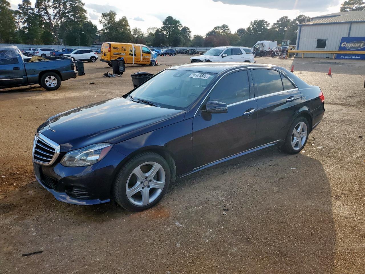 2014 MERCEDES-BENZ E-Class