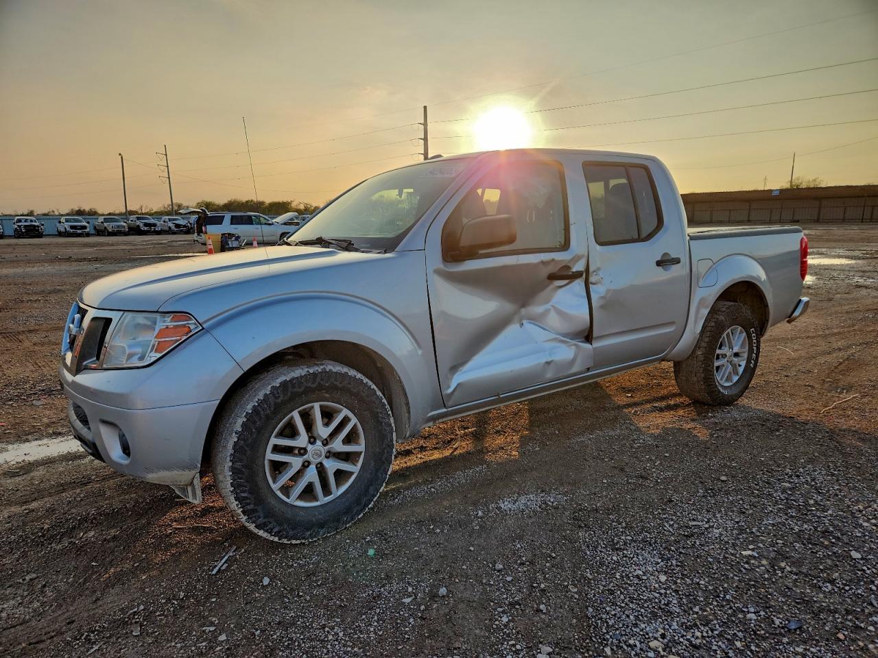 2017 NISSAN Frontier