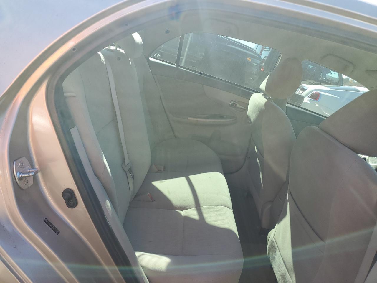 2010 TOYOTA COROLLA