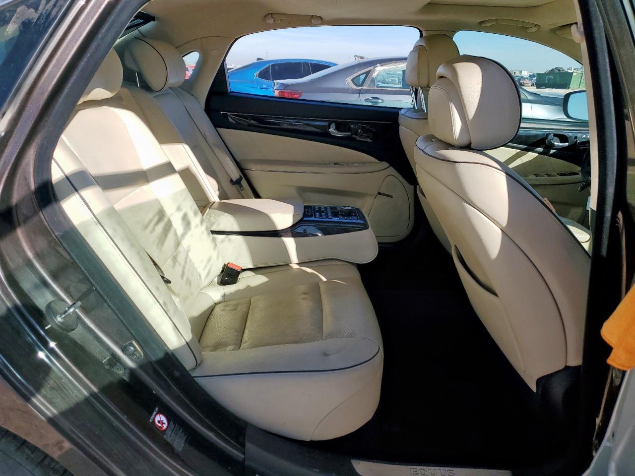 2016 HYUNDAI Equus