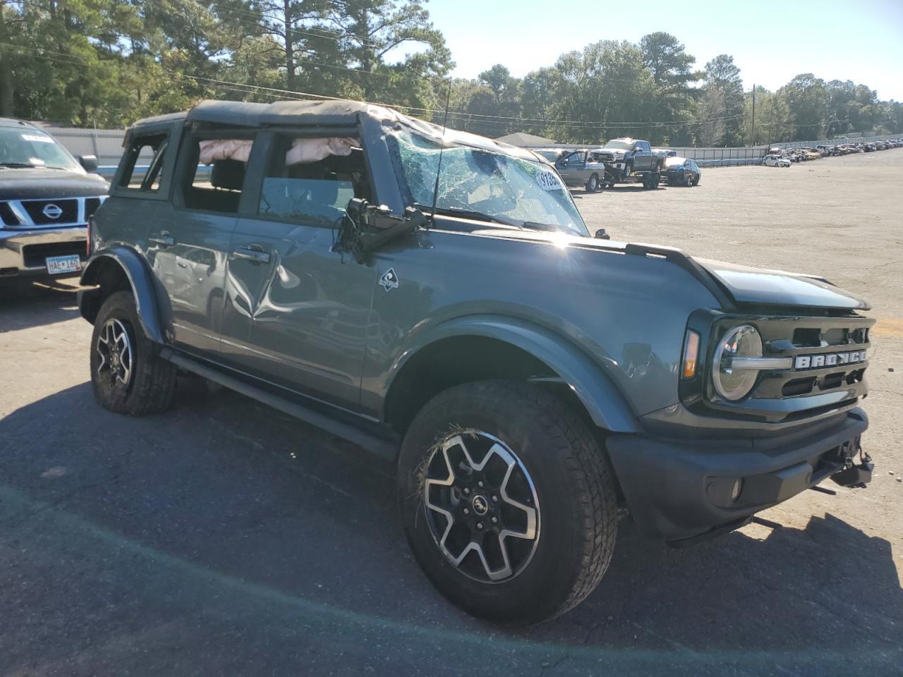 2024 FORD Bronco