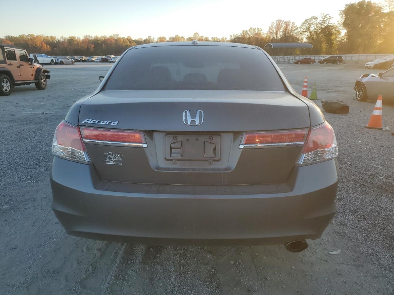 2011 HONDA ACCORD