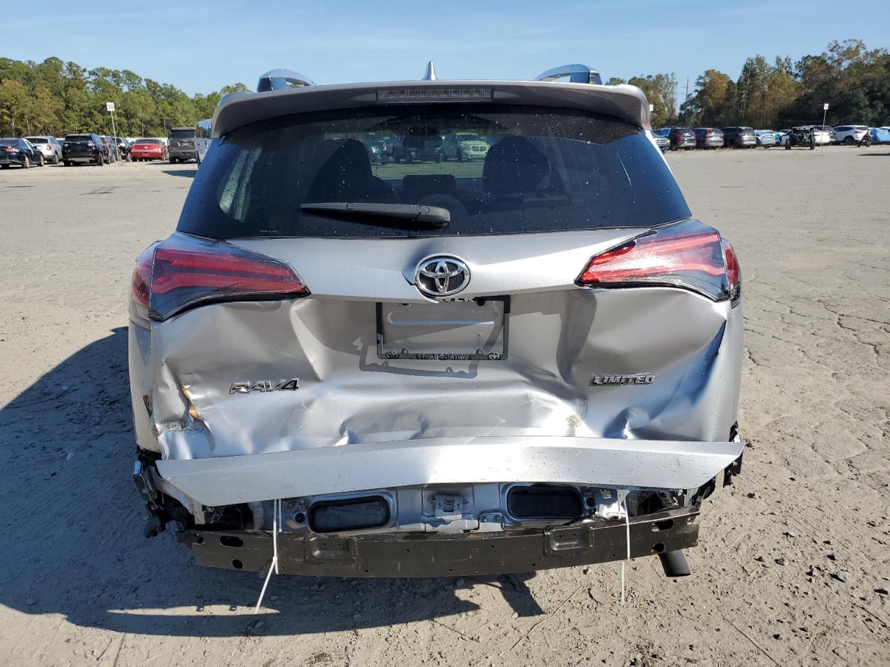 2016 TOYOTA RAV4