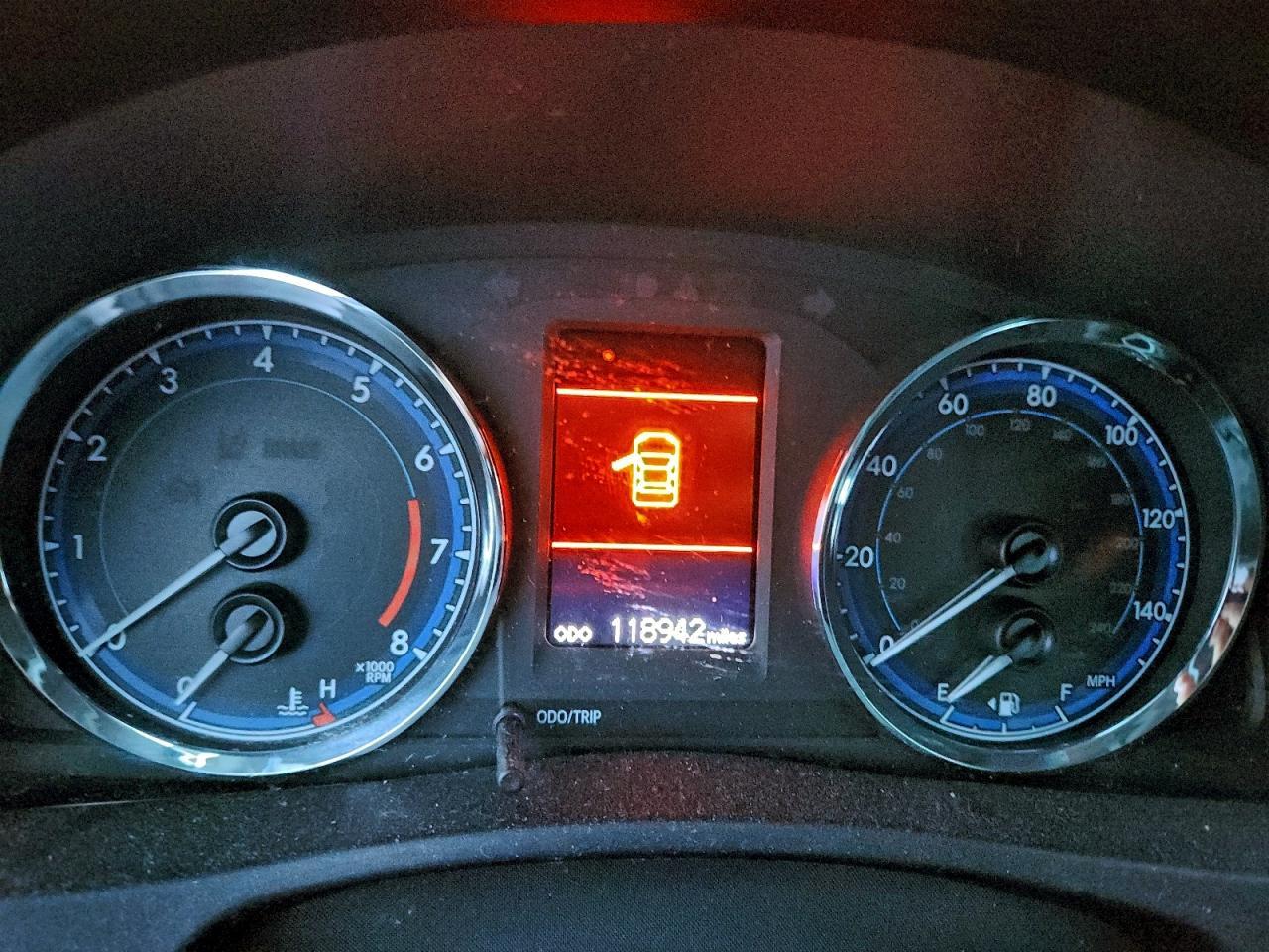 2019 TOYOTA COROLLA