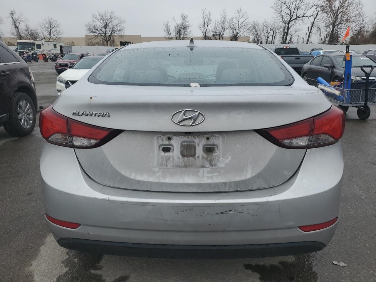 2016 HYUNDAI ELANTRA