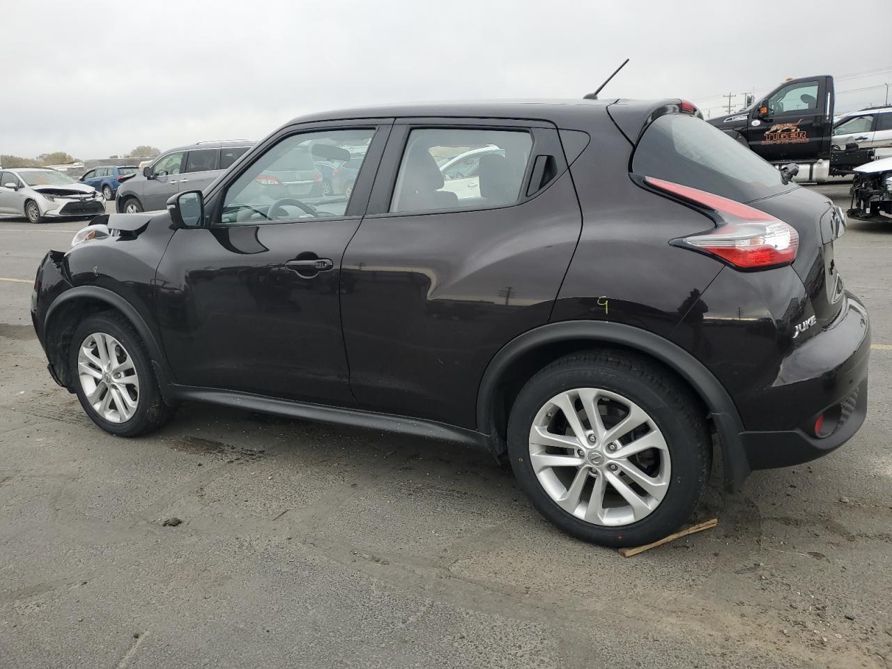 2016 NISSAN Juke