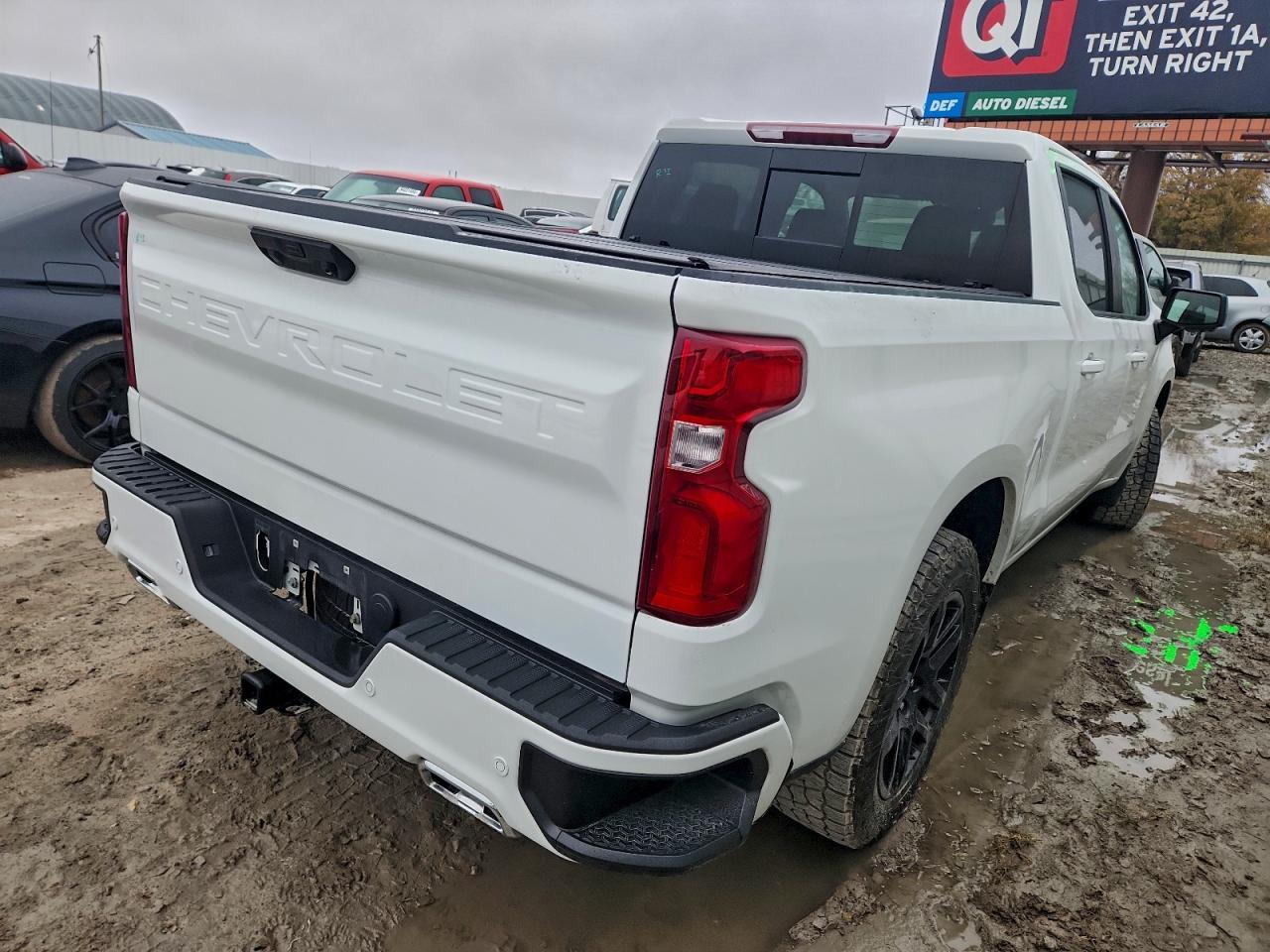 2024 CHEVROLET Silverado