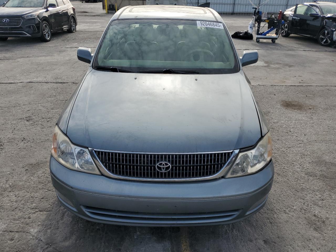 2000 TOYOTA Avalon
