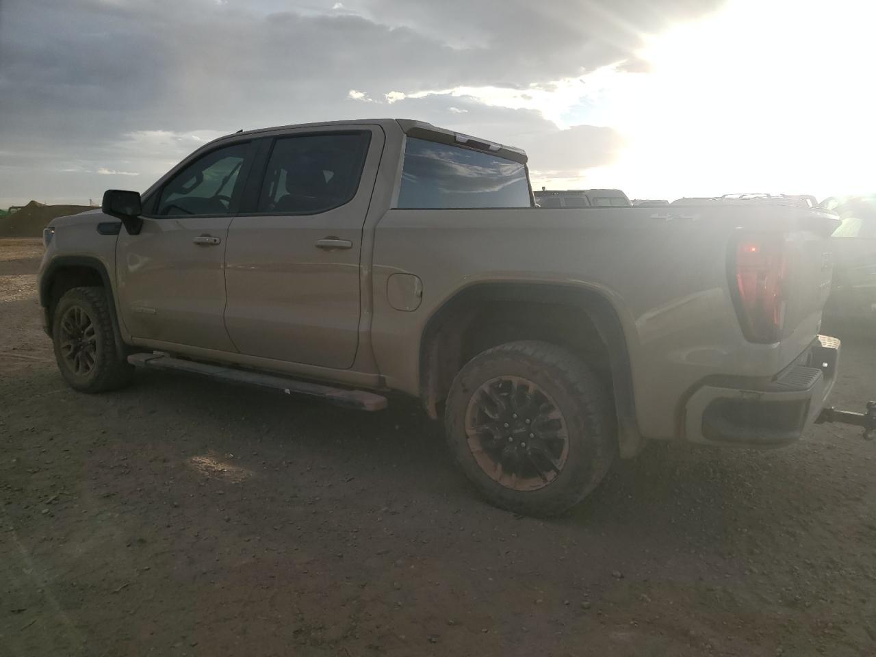 2023 GMC Sierra