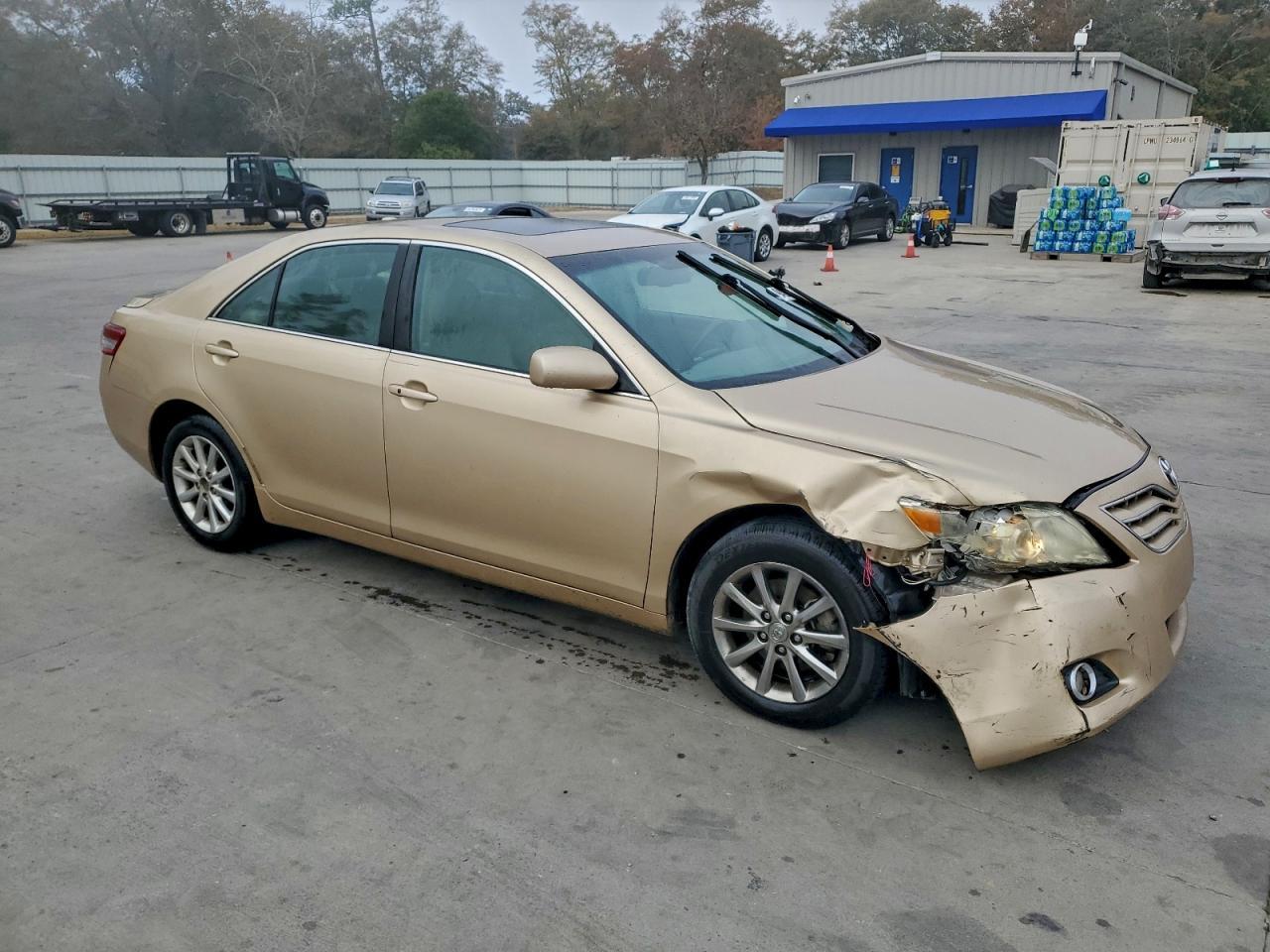 2010 TOYOTA CAMRY