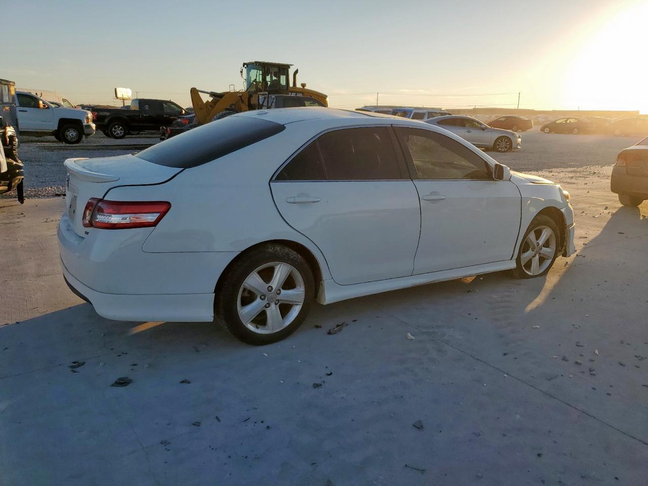 2011 TOYOTA CAMRY