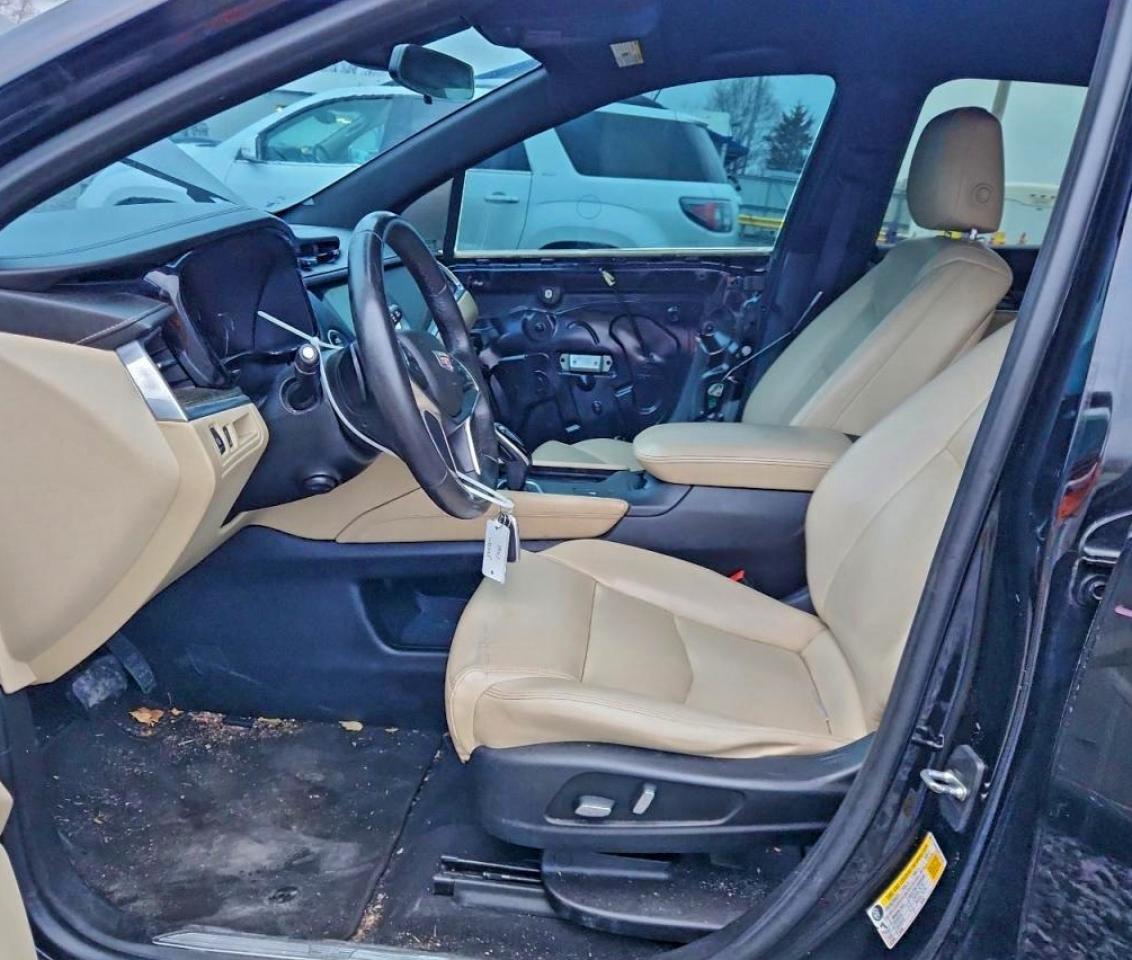 2017 CADILLAC XT5