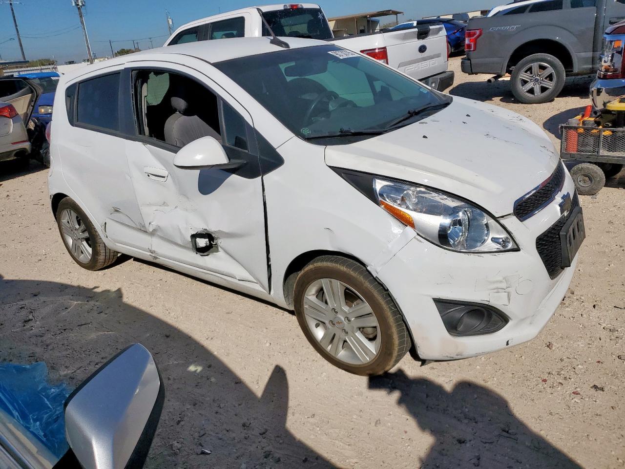 2014 CHEVROLET Spark