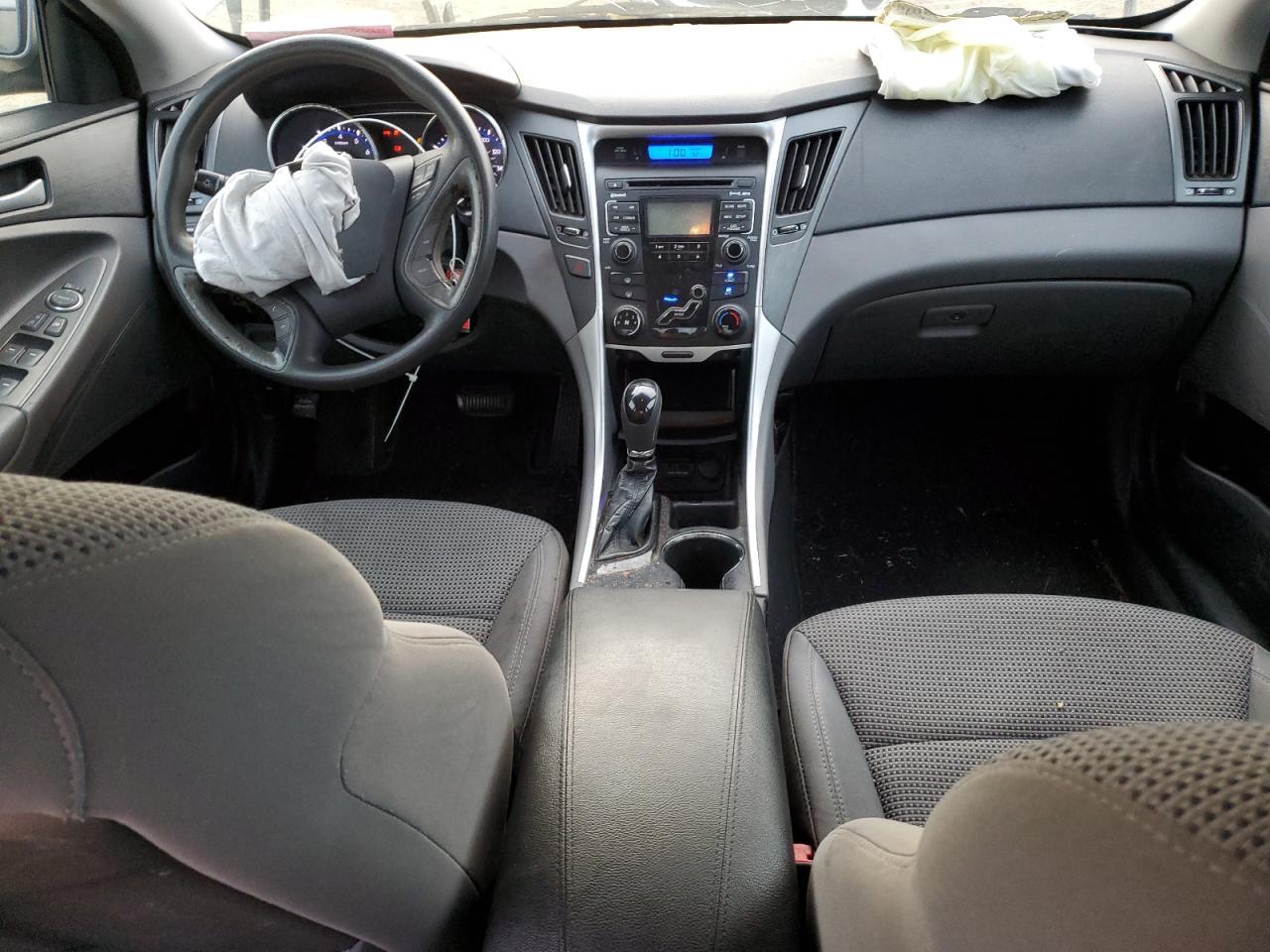 2011 HYUNDAI SONATA