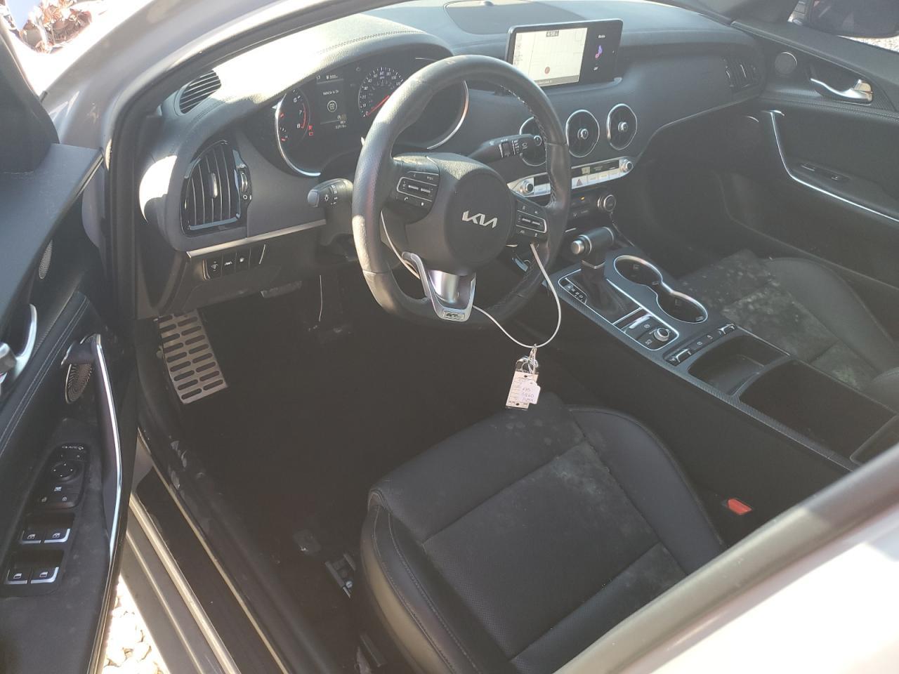 2023 KIA Stinger