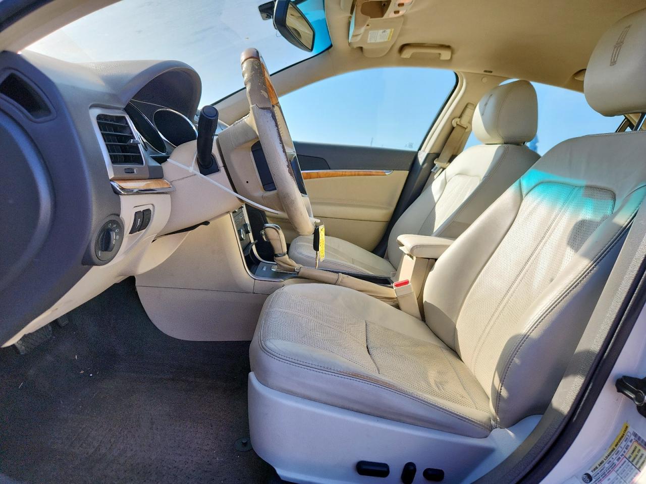2012 LINCOLN MKZ