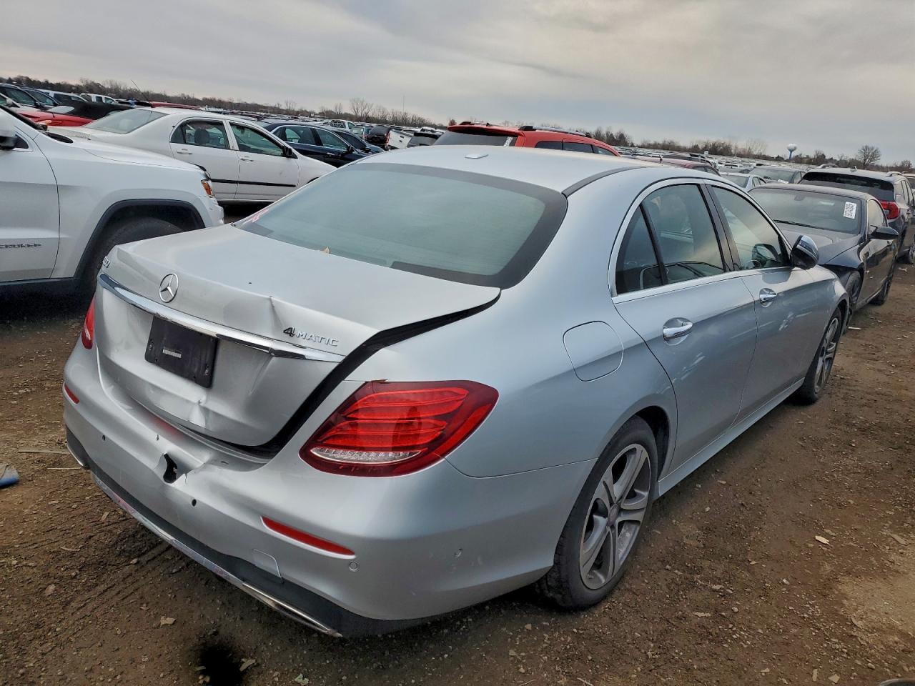 2017 MERCEDES-BENZ E-Class
