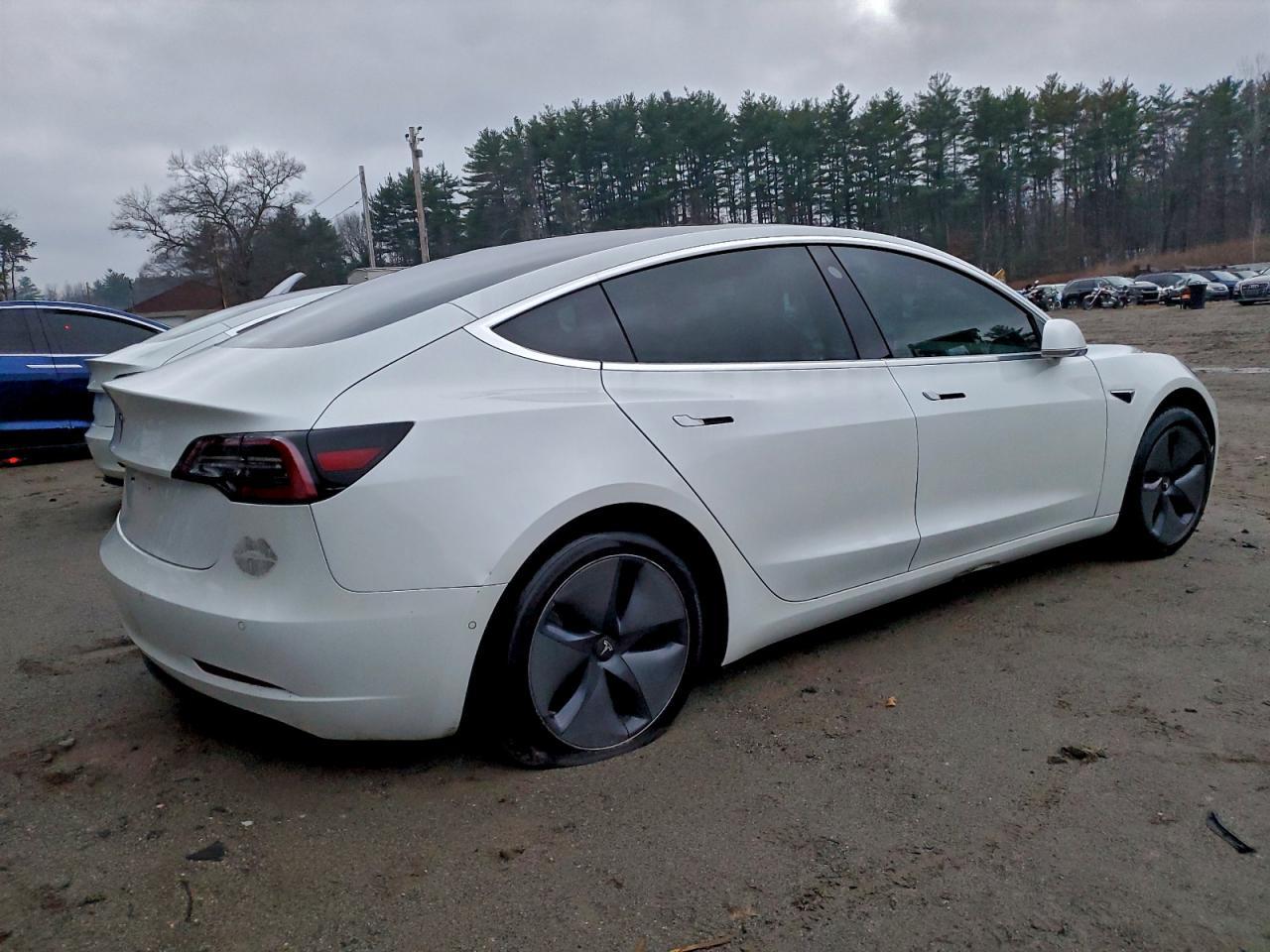 2020 TESLA MODEL 3