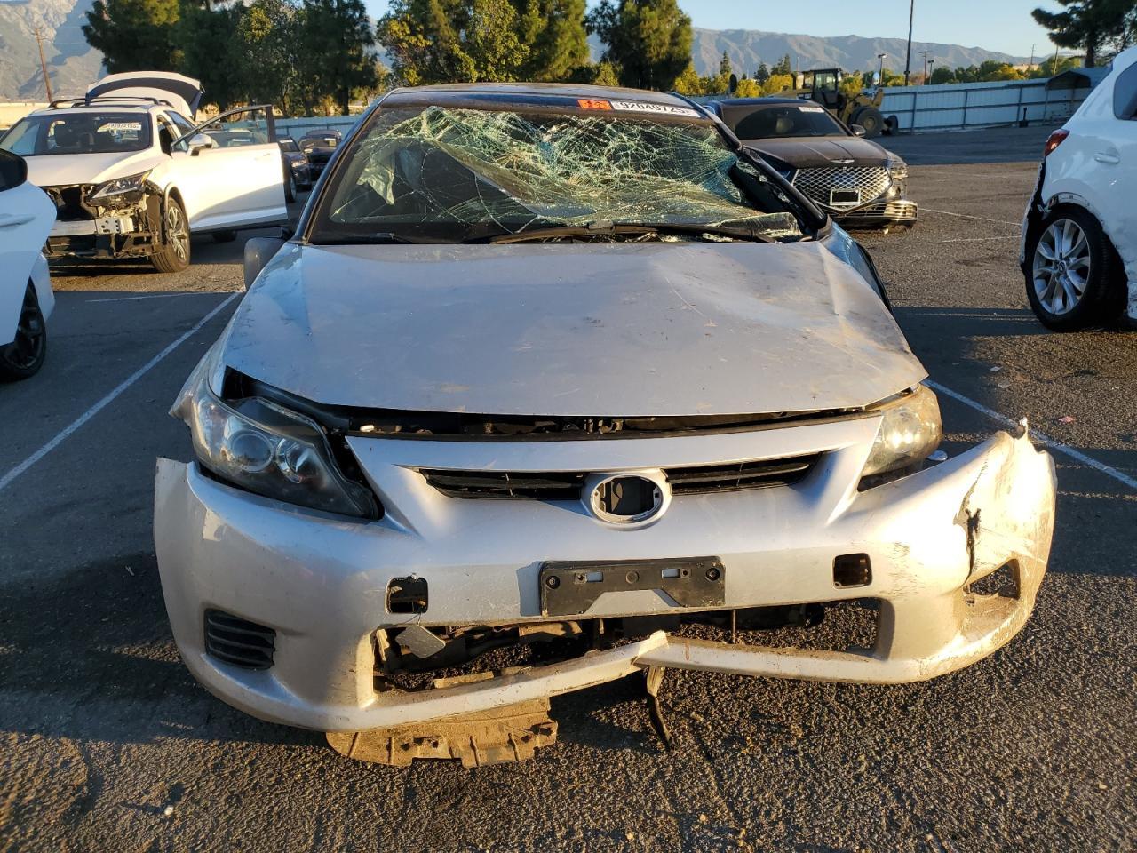 2011 TOYOTA SCION