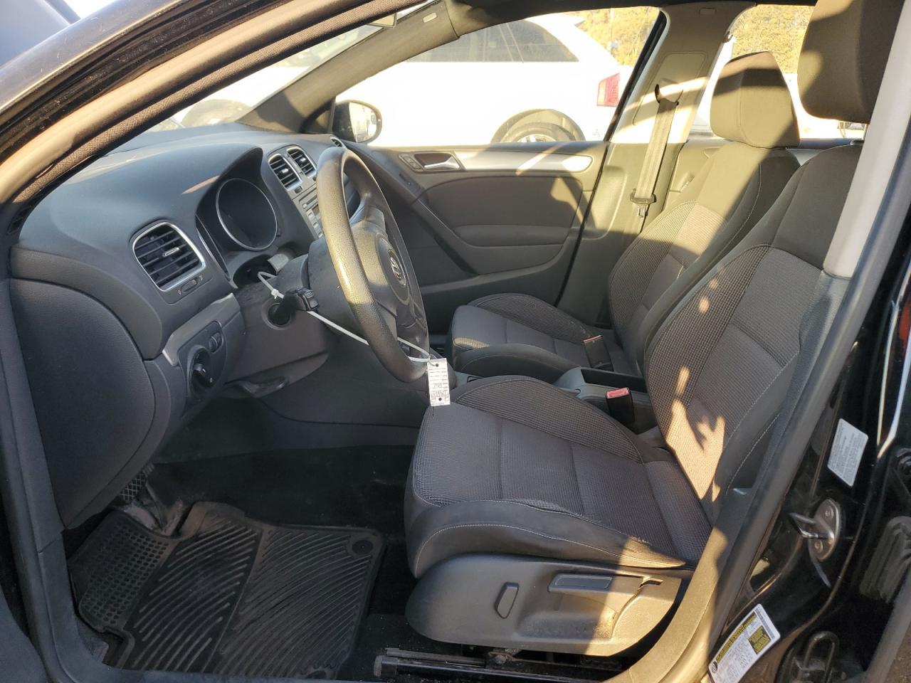2010 VOLKSWAGEN GOLF