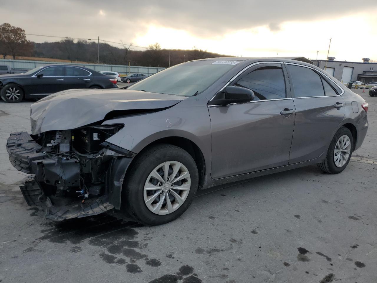 2015 TOYOTA CAMRY