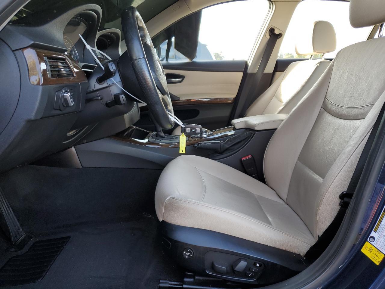 2011 BMW 3 SERIES