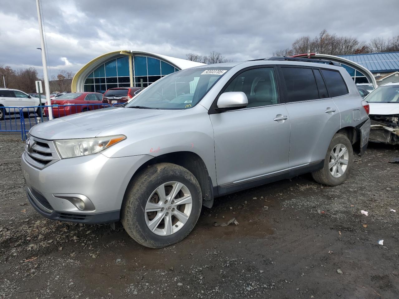 2013 TOYOTA HIGHLANDER