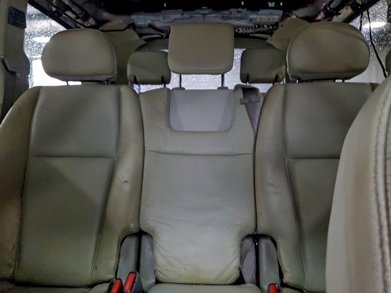 2004 VOLVO XC90