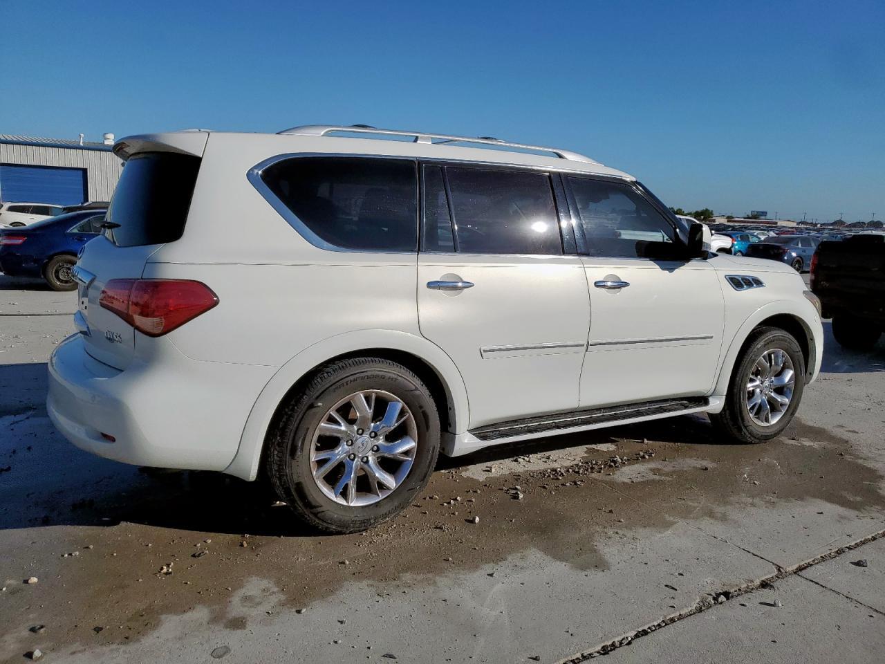 2012 INFINITI QX56