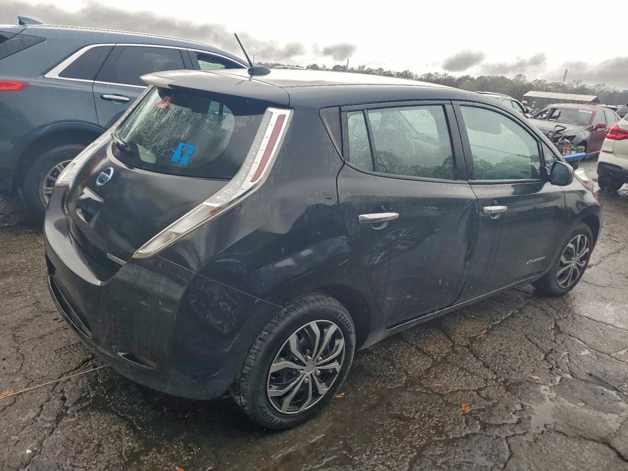 2012 NISSAN LEAF