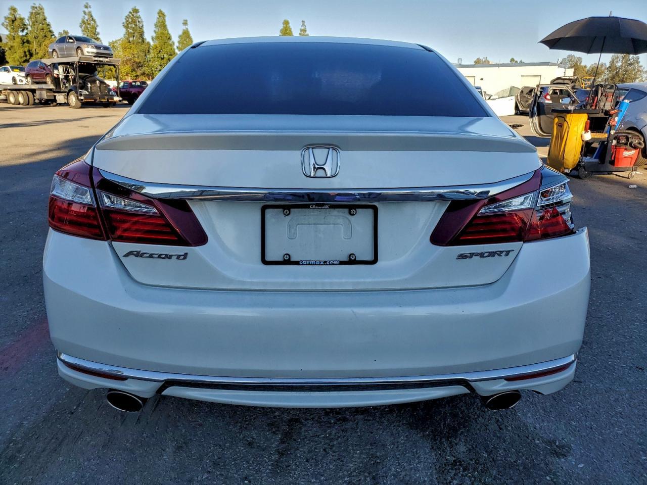 2017 HONDA ACCORD