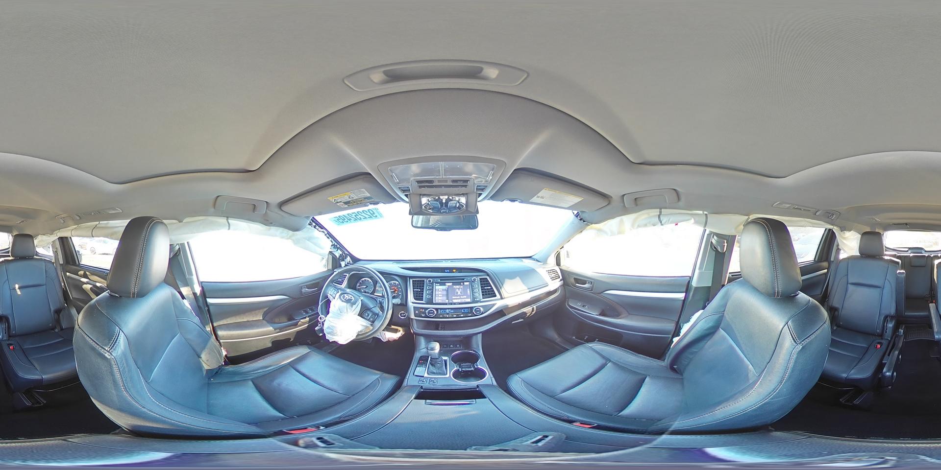 2016 TOYOTA HIGHLANDER